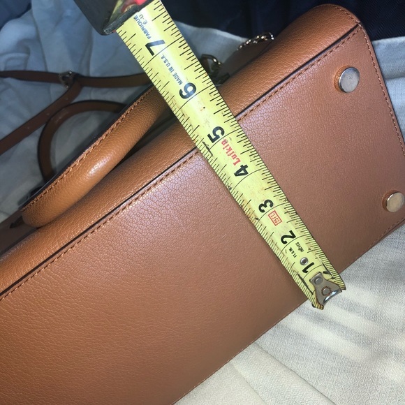 MK Hamilton Medium Handbag - Picture 7 of 13